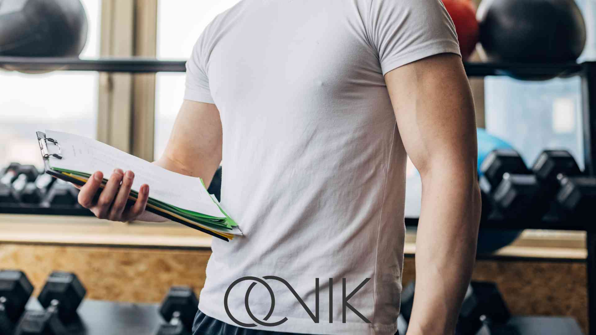 نقش مربی پیلاتس در رسیدن به اندام دلخواه: راهنمای جامع برای تناسب اندام