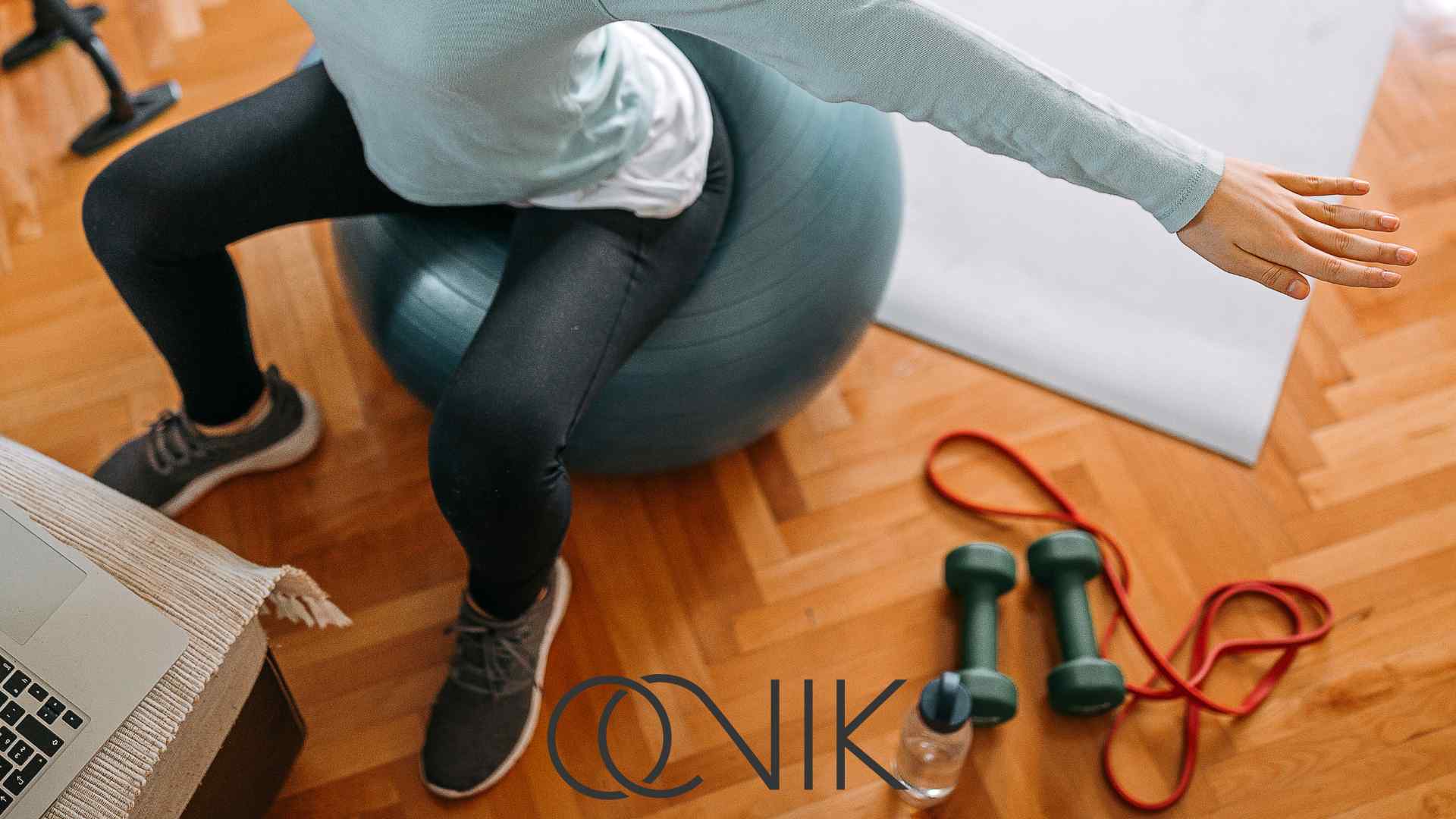 آموزش تصویری پیلاتس و حرکات شکم: راهنمای کامل برای شکمی قوی و خوشفرم