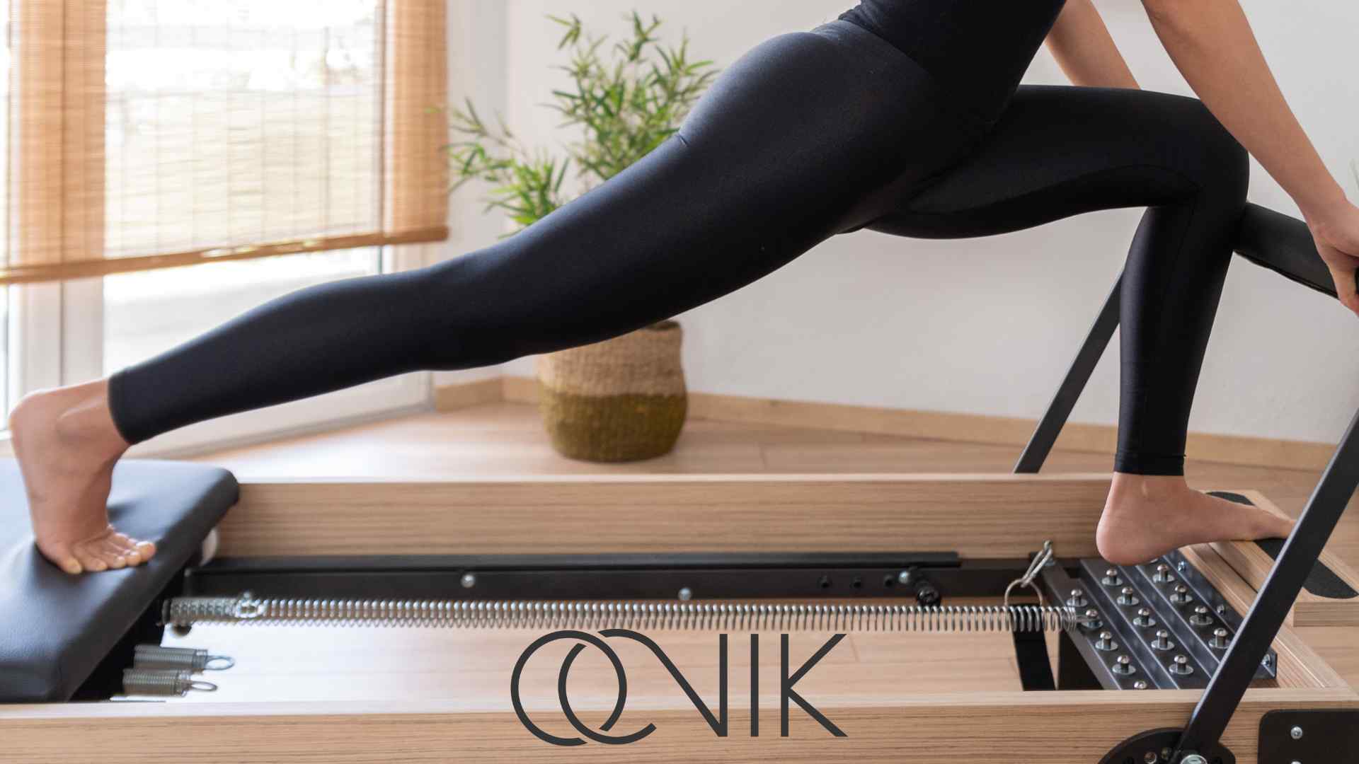 لوازم پیلاتس خانگی برای بانوان: راهنمای کامل برای شروع یک ورزش جذاب و موثر