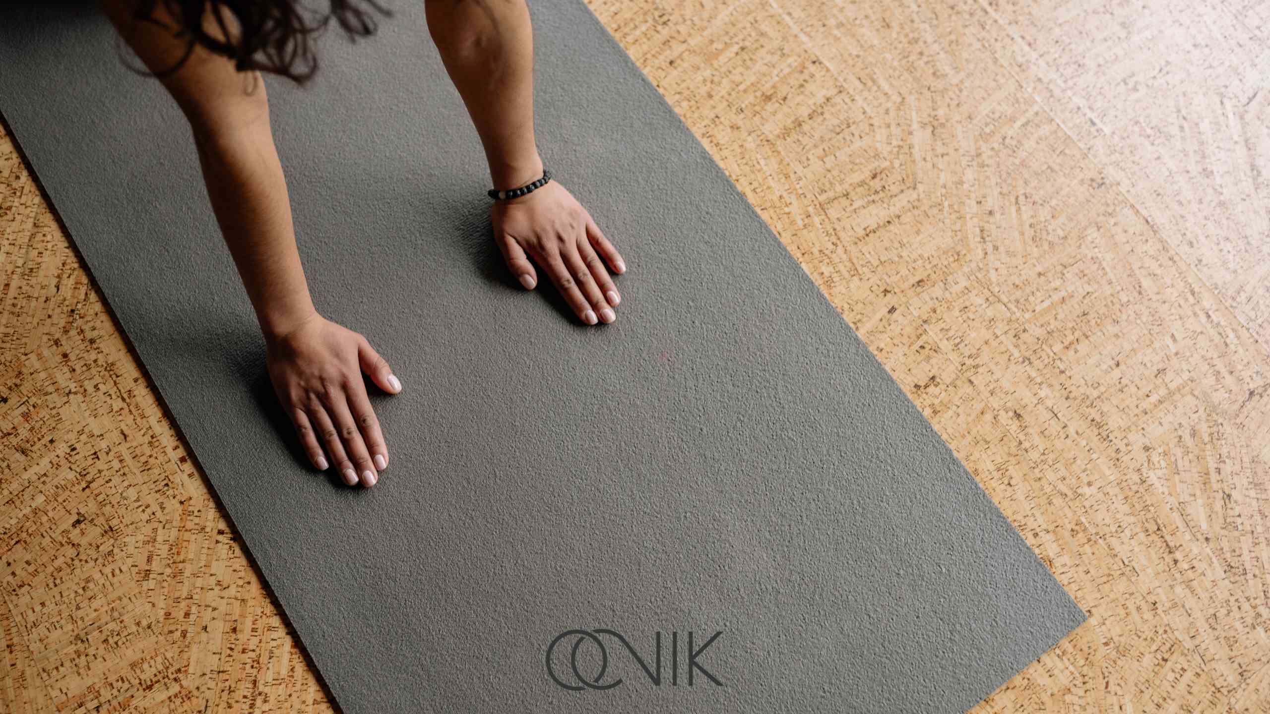 بی ام ای بدن زنان | راهنمای کامل محاسبه، تفسیر و ارتباط آن با سلامت